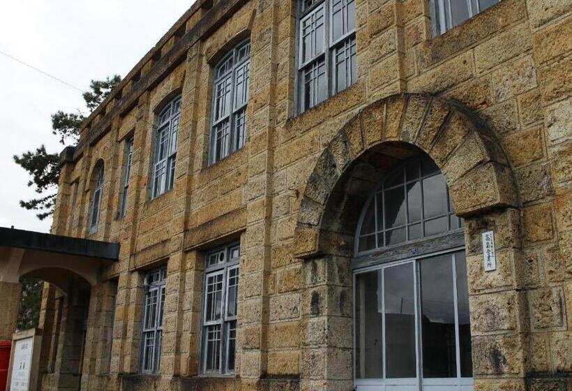 בית מלון כפרי Folkloro Takahata