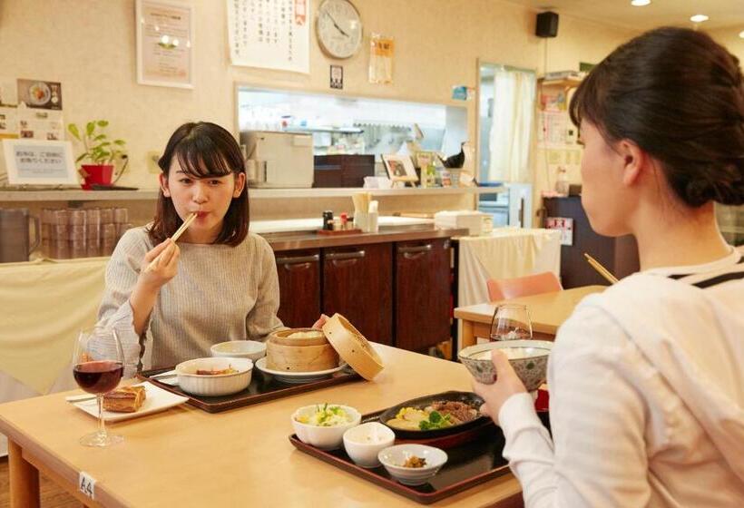 בית מלון כפרי Folkloro Takahata