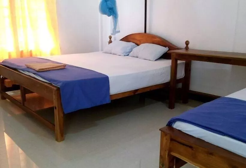 ホテル French Garden Resort