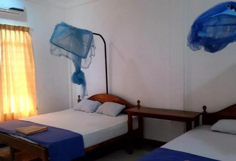 ホテル French Garden Resort