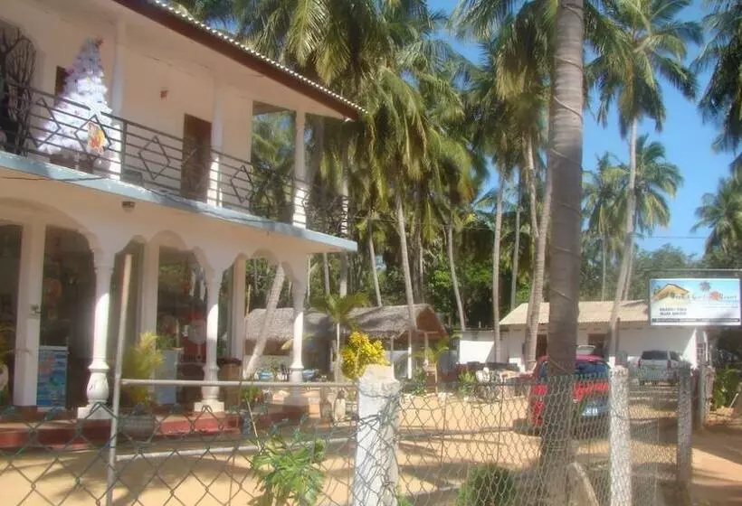 ホテル French Garden Resort