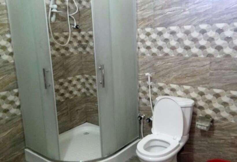 فندق French Garden Resort