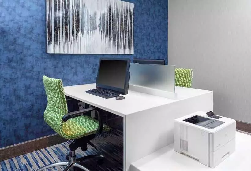 ホテル Hampton Inn & Suites Overland Park South