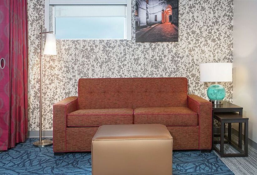 בית מלון כפרי Home2 Suites By Hilton Smithfield, Ri