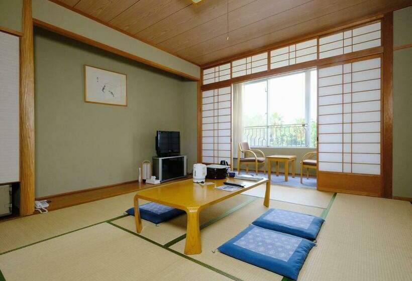 Отель Kyukamura Ohkunoshima