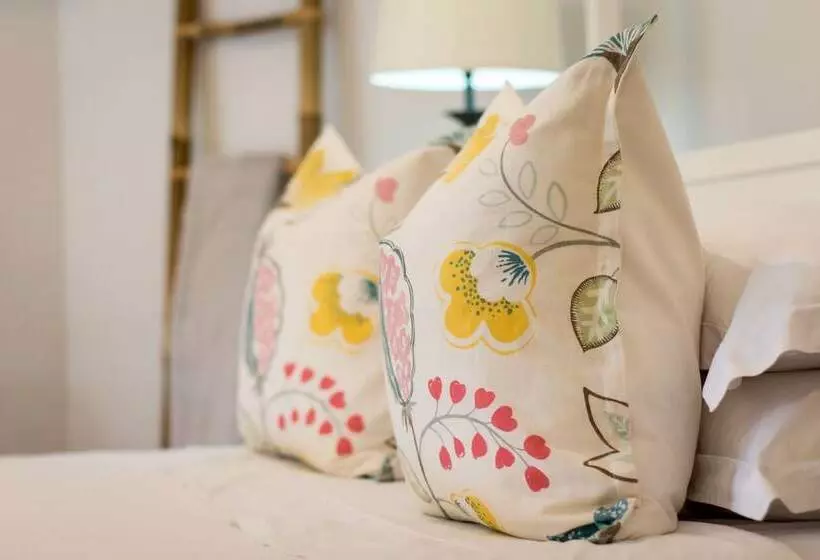 هتل Lexden Guesthouse