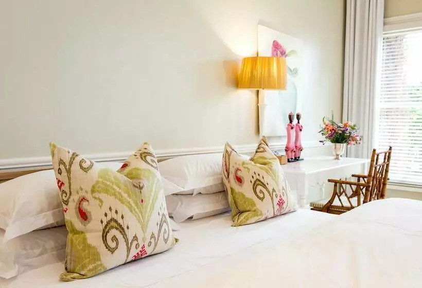 هتل Lexden Guesthouse