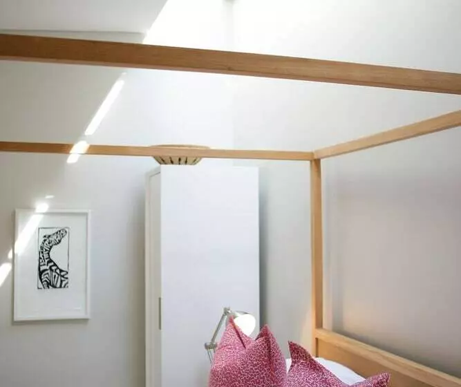 هتل Lexden Guesthouse