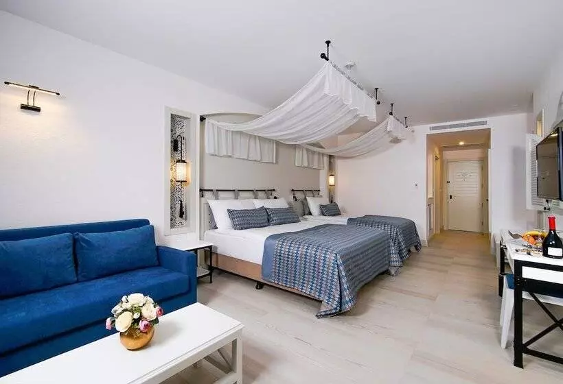 ホテル Limak Cyprus Deluxe