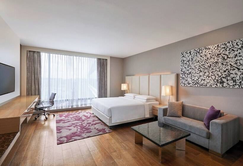 בית מלון כפרי Marriott Executive Apartments Hyderabad