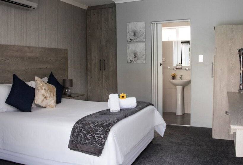 בית מלון כפרי Mcallisters On 8th