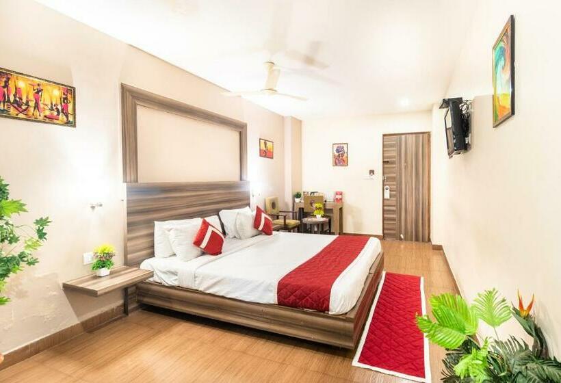 Отель Octave La Sara Vista