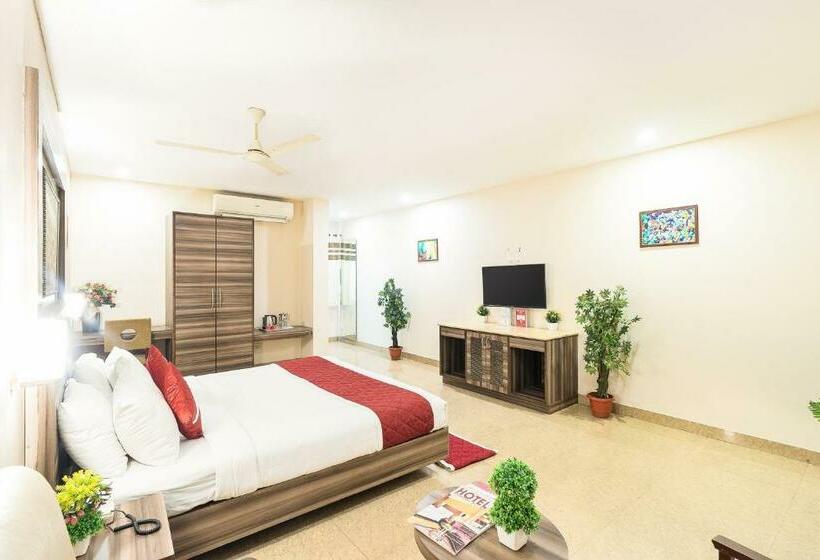 Отель Octave La Sara Vista