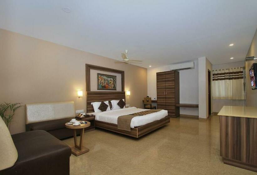 Отель Octave La Sara Vista