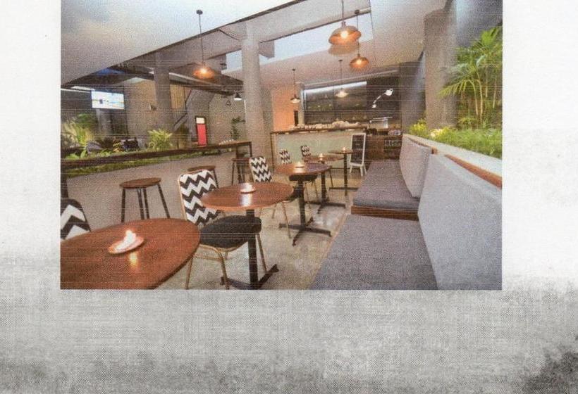 בית מלון כפרי Naraya House