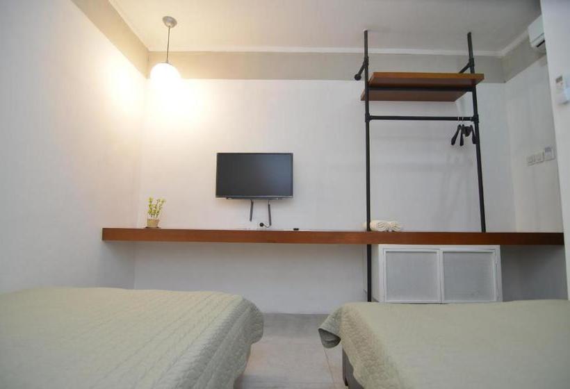 בית מלון כפרי Naraya House