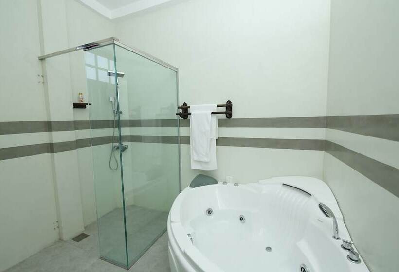 فندق Ocean Gate Galle