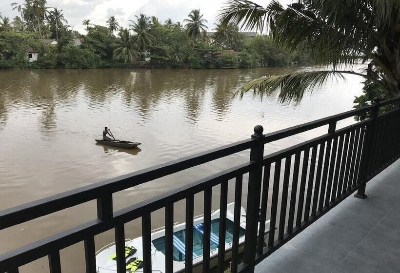 فندق Ocean Gate Galle