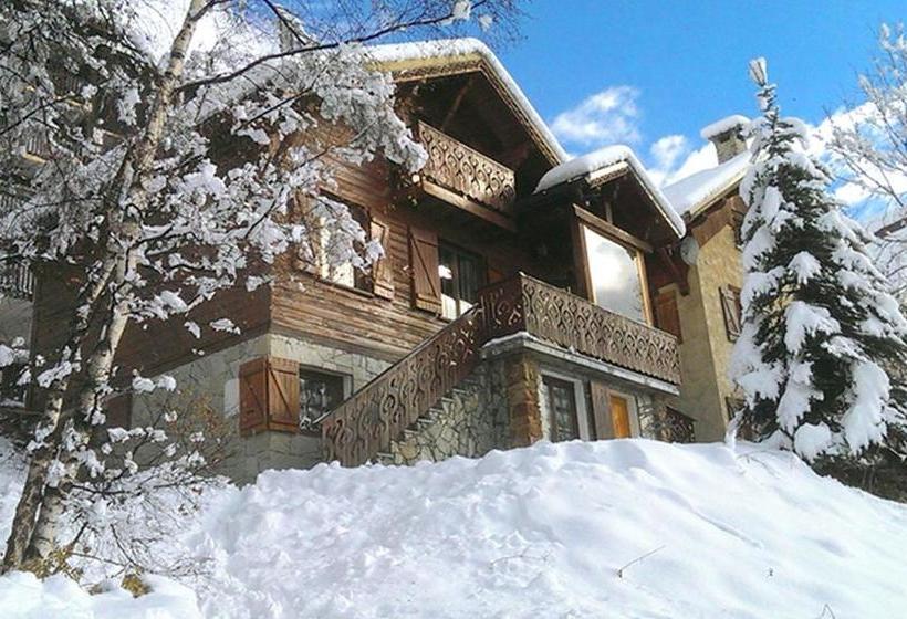 Отель Odalys Chalet Alpenvue