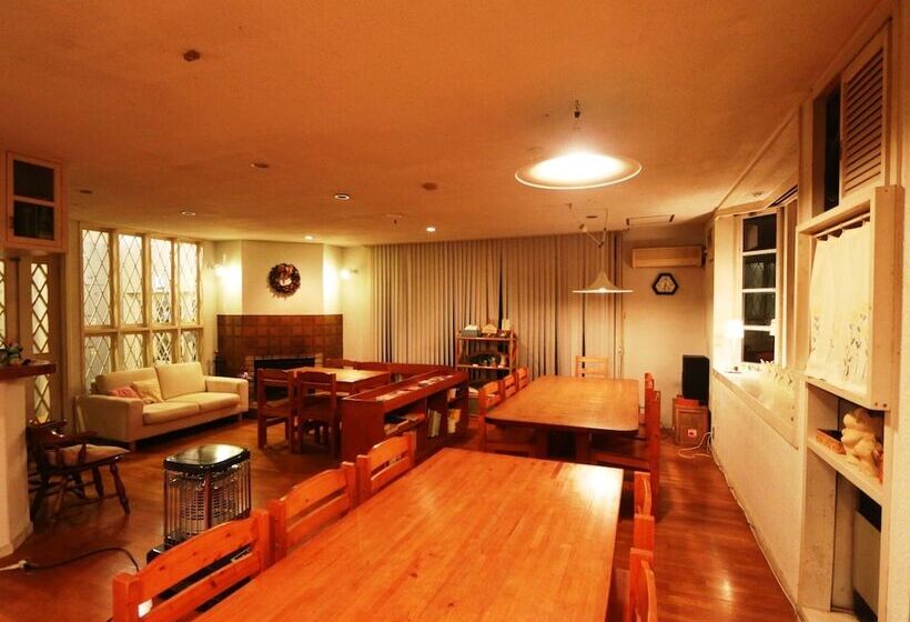 فندق Pension Saint Paulia