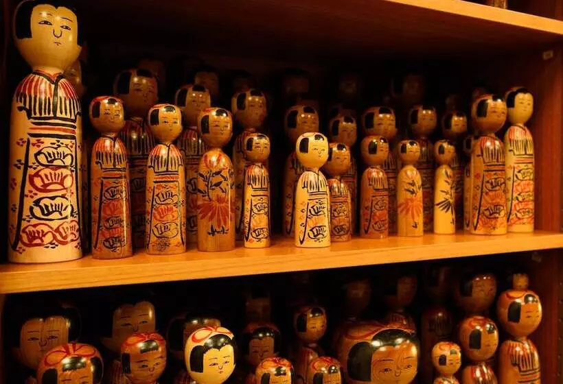 Hotelli Ryokan Tarobee