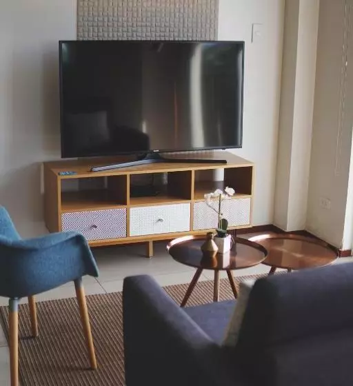 ホテル The Cirque Serviced Residences