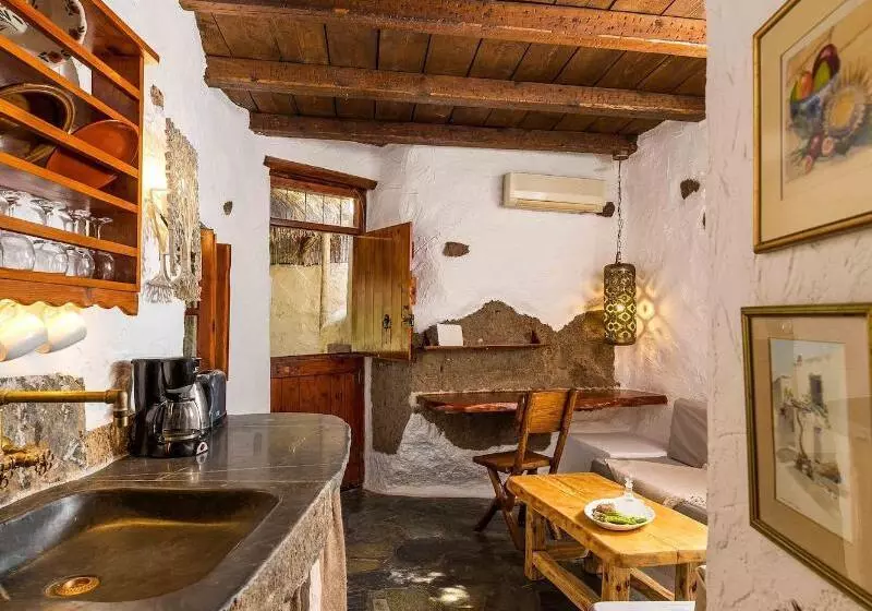 Natura Cottages