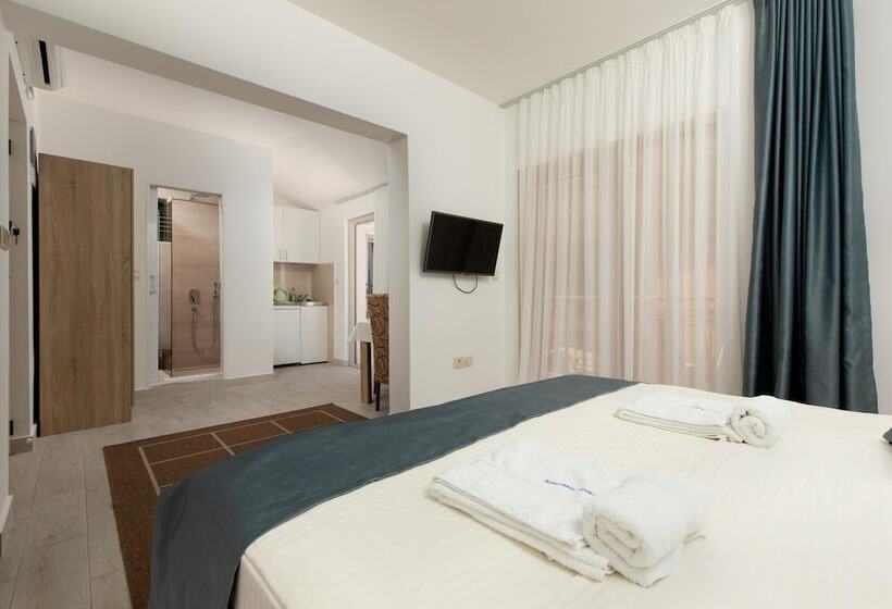 هتل Apartments Jovan