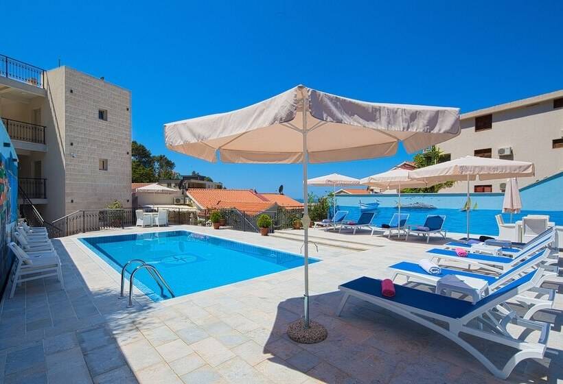 هتل Apartments Jovan