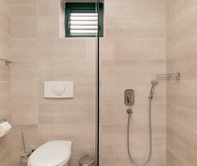 هتل Apartments Jovan