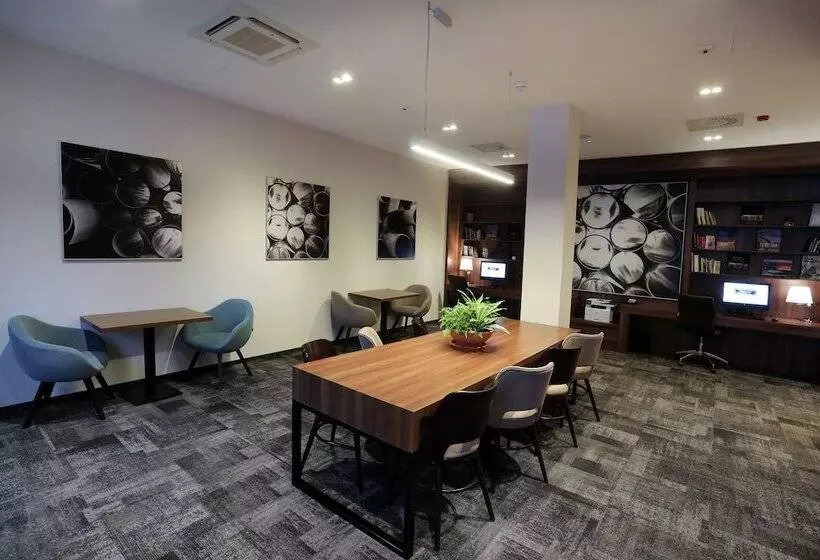 هتل Hampton By Hilton Gdansk Old Town