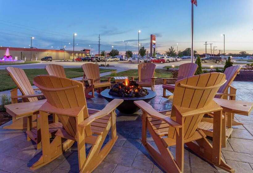 Отель Hampton Inn & Suites Burlington