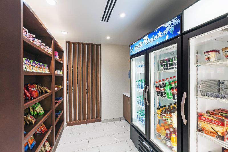 בית מלון כפרי Holiday Inn Express & Suites Tulsa South   Woodland Hills, An Ihg