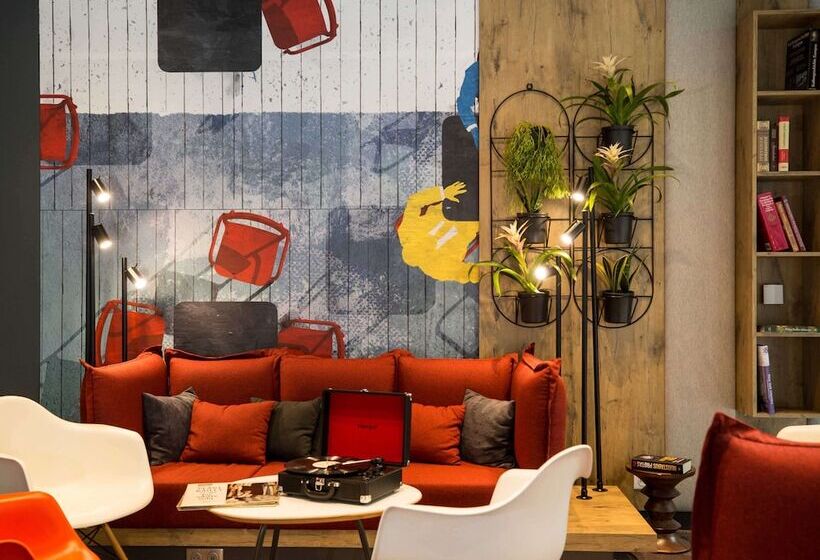 هتل Ibis Vilnius Centre