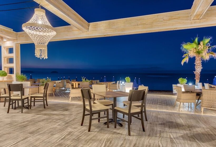 호텔 Mandala Seafront Suites