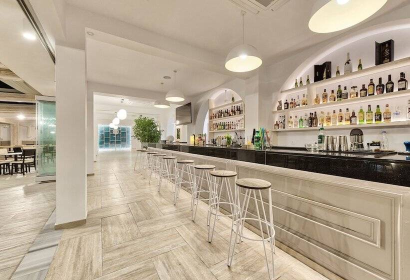 호텔 Mandala Seafront Suites