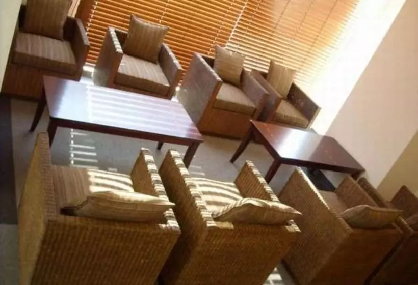 Hotelli Shirako New Seaside