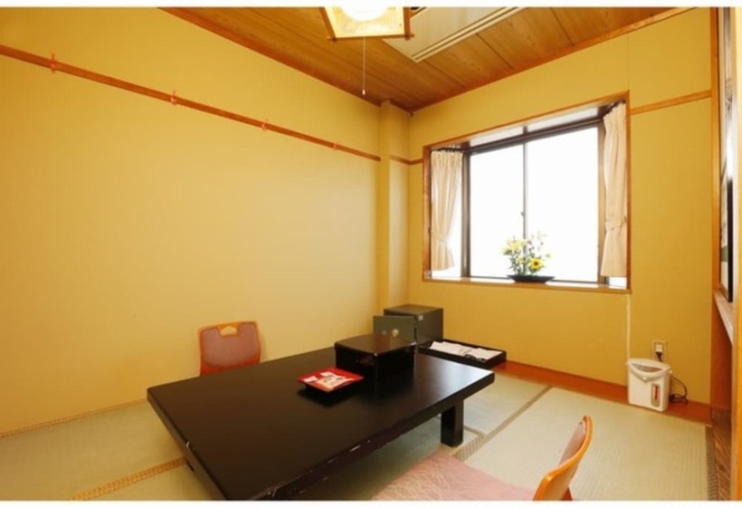 Otel Shirako New Seaside