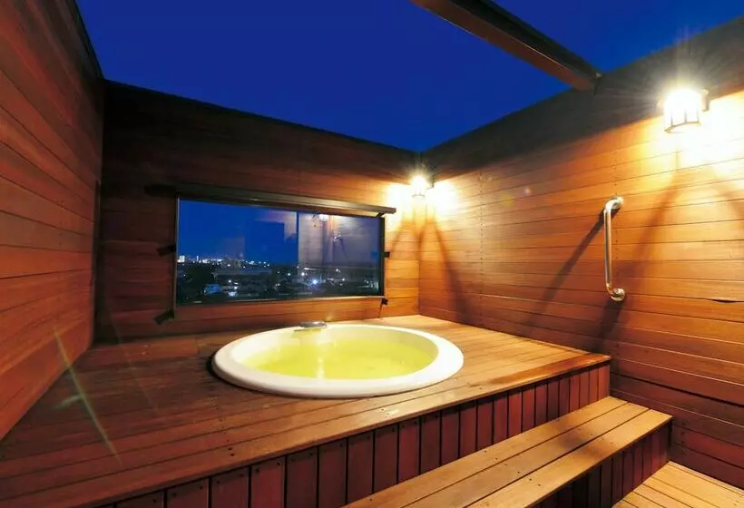 Hotelli Shirako New Seaside