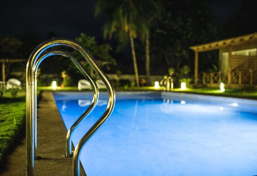 هتل Roça Santo António Ecolodge