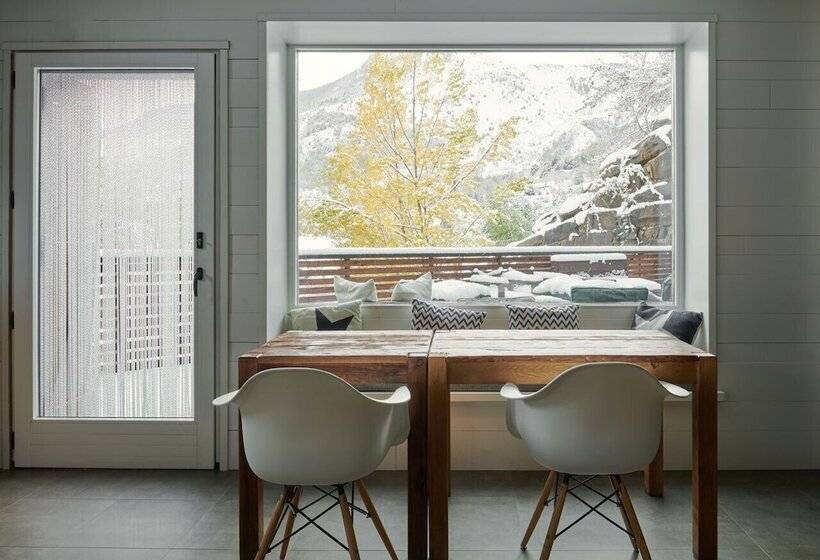 Apartahotel Tres Quiñones