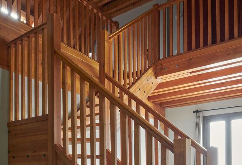 Apartahotel Tres Quiñones