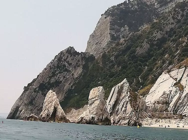 Hotelli B&b A Portata Di Mare