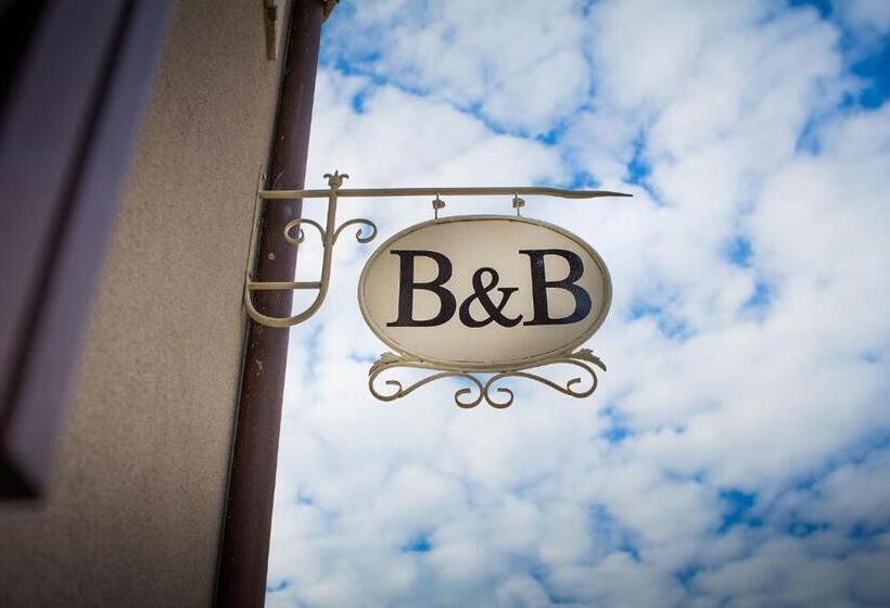 Отель B&b A Portata Di Mare