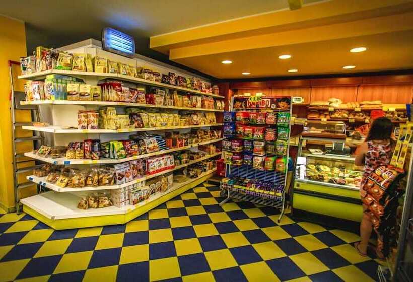 هتل Camping Parco Capraro