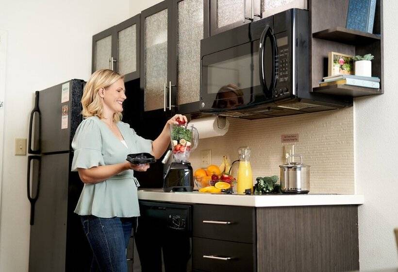 فندق Candlewood Suites   Austin North, An Ihg