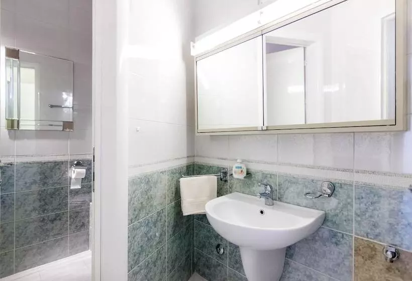 هتل Central Park Residence