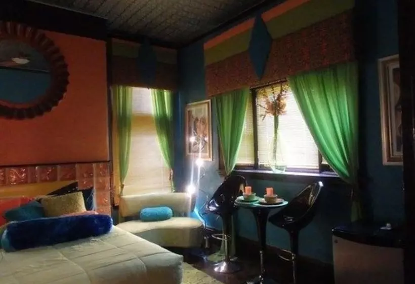 Hotelli Central West End B&b