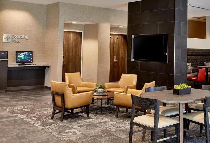 호텔 Courtyard By Marriott Minneapolis West