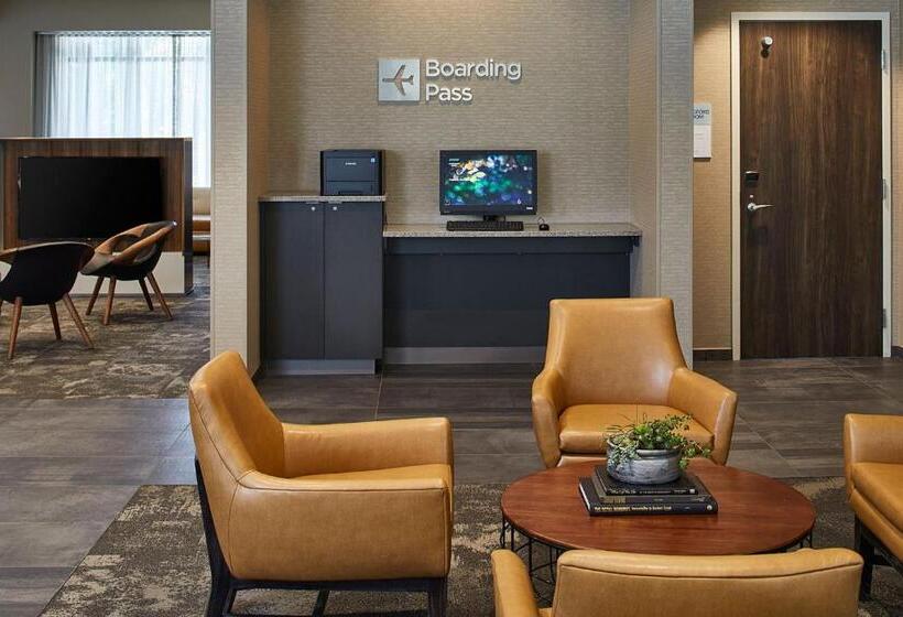 호텔 Courtyard By Marriott Minneapolis West